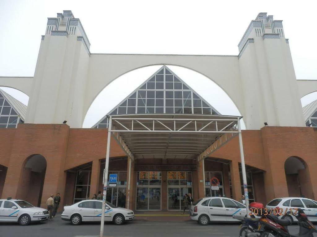 Apartamento El Anden De La Estacion マラガ エクステリア 写真